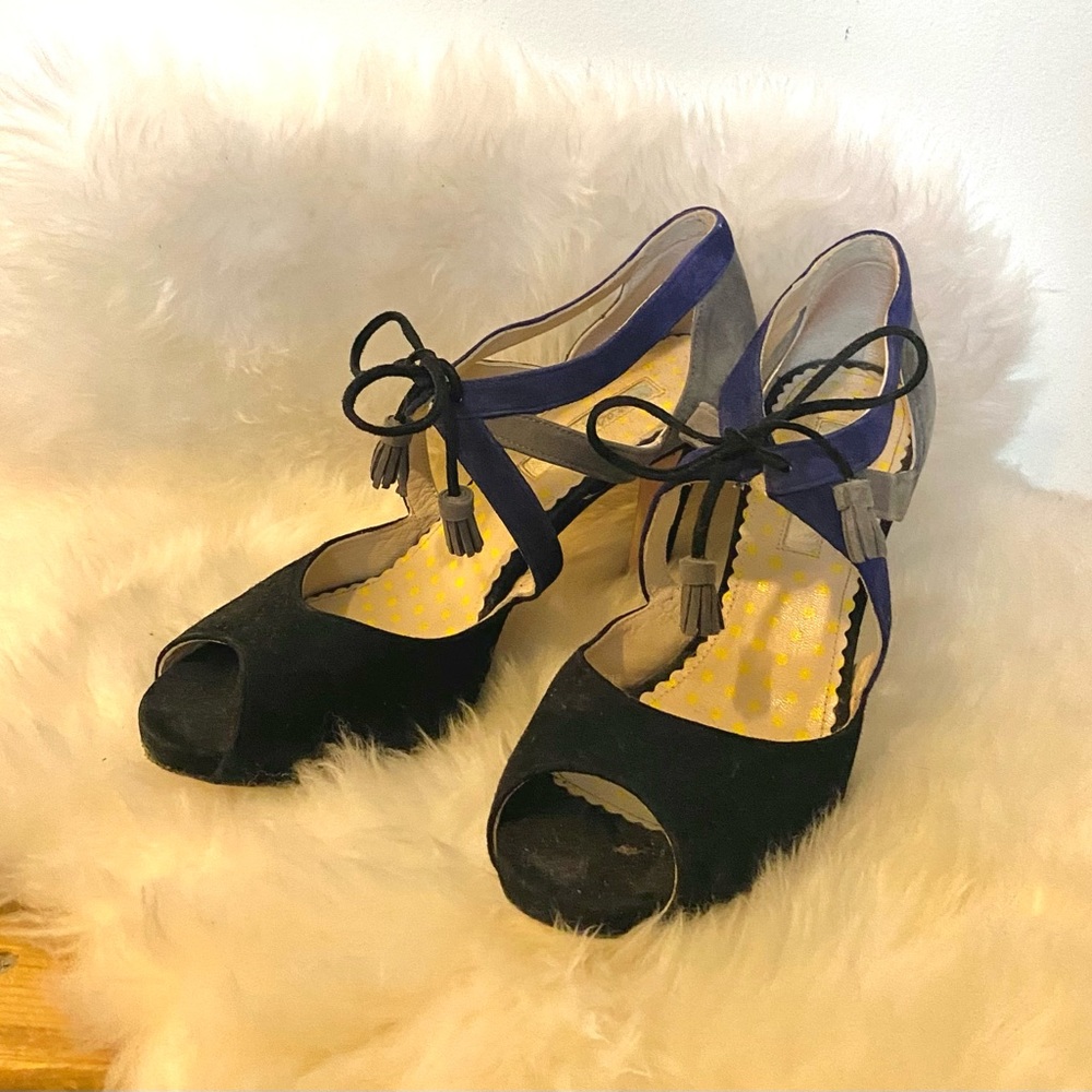 Boden Like-New Genuine Suede Open Toe Sandal Tassal-Tie Blue, Gray, Black Heels